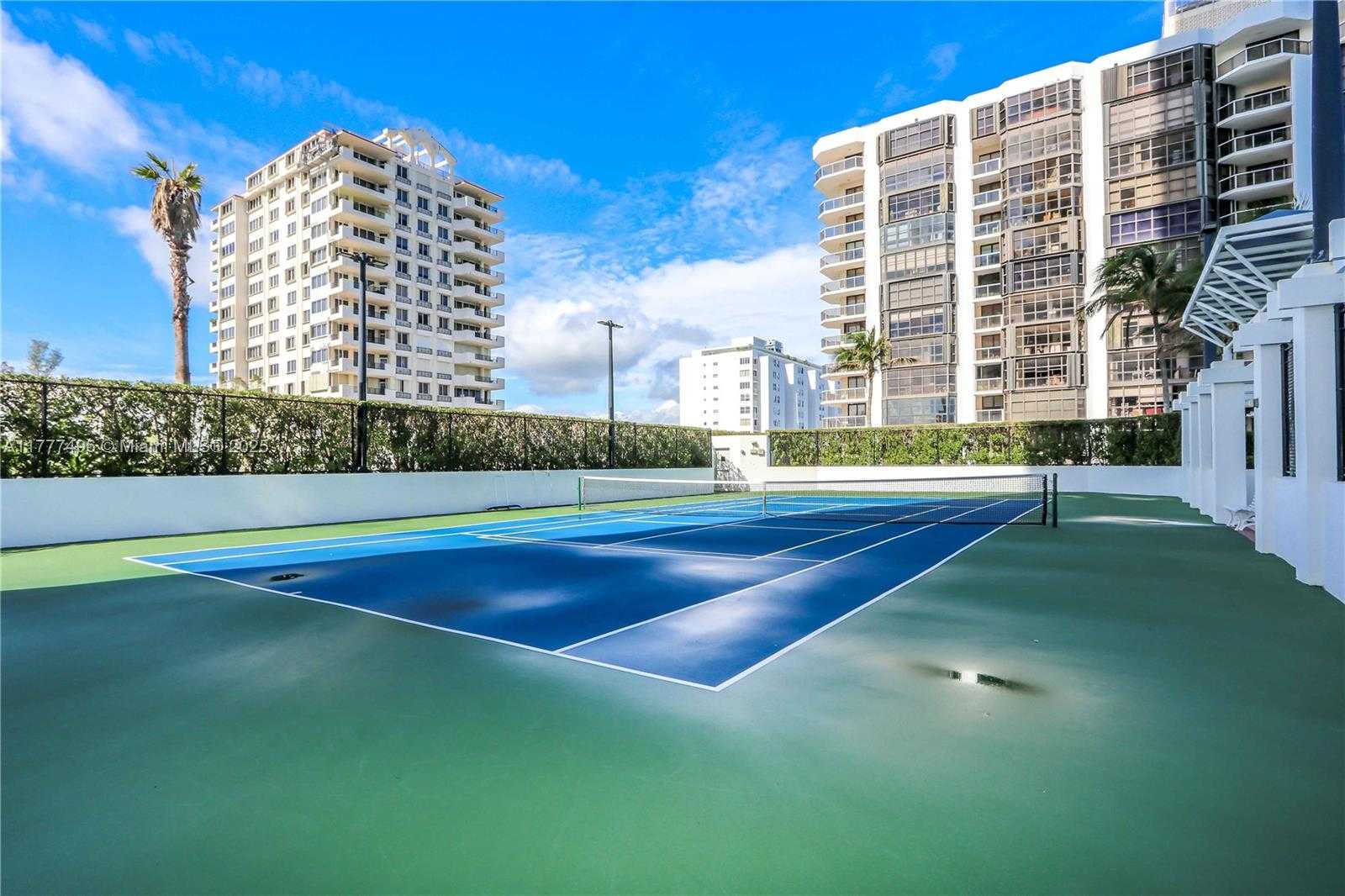 Small Image of 6365 COLLINS AVE #2401, Miami Beach Number 41