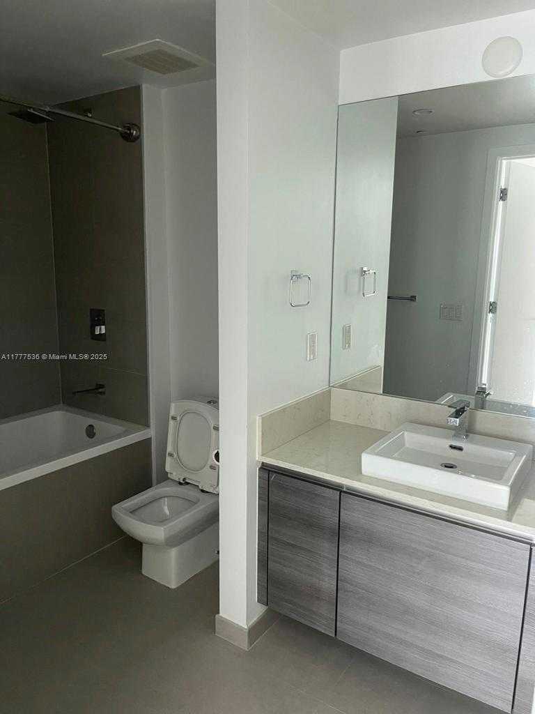 Small Image of 1080 BRICKELL AVE #2904, Miami Number 12