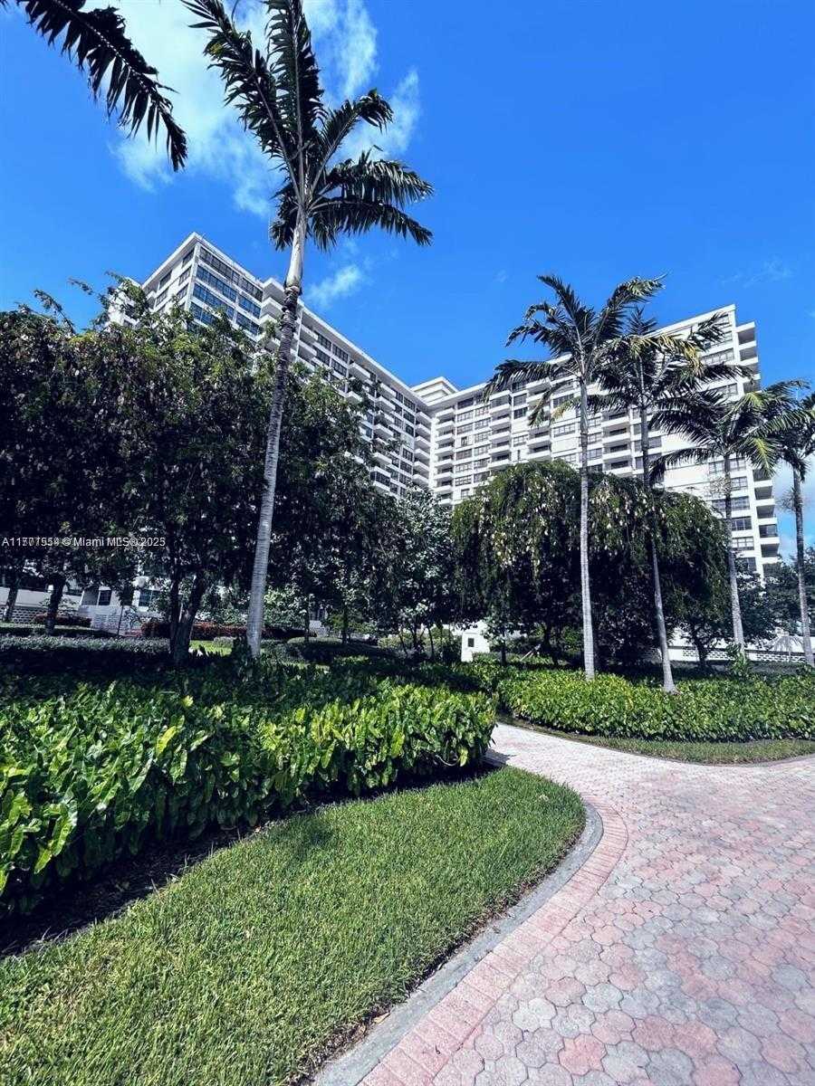 Small Image of 600 THREE ISLANDS #916, Hallandale Beach Number 18