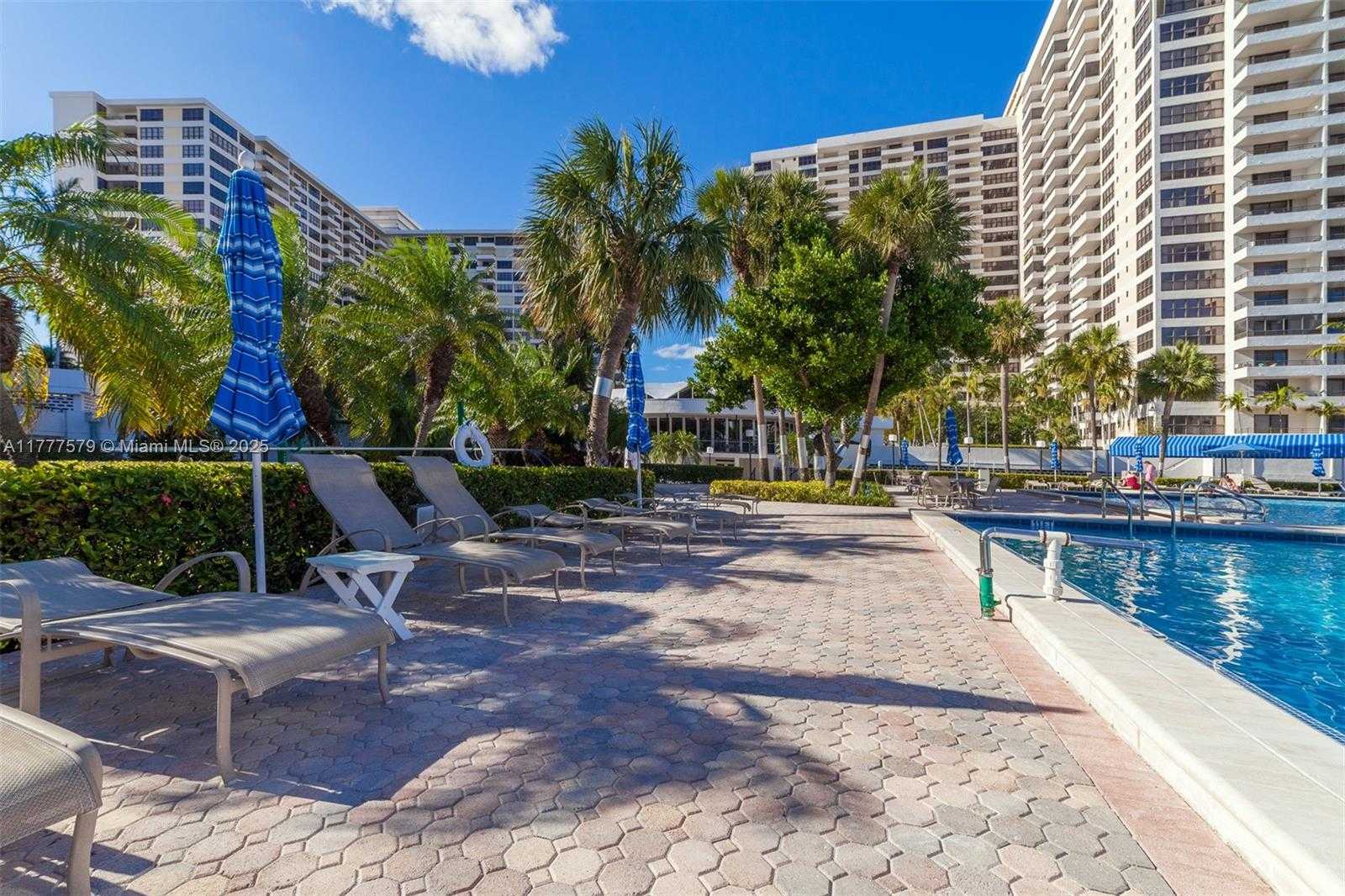Small Image of 2500 PARKVIEW DR #1117, Hallandale Beach Number 20