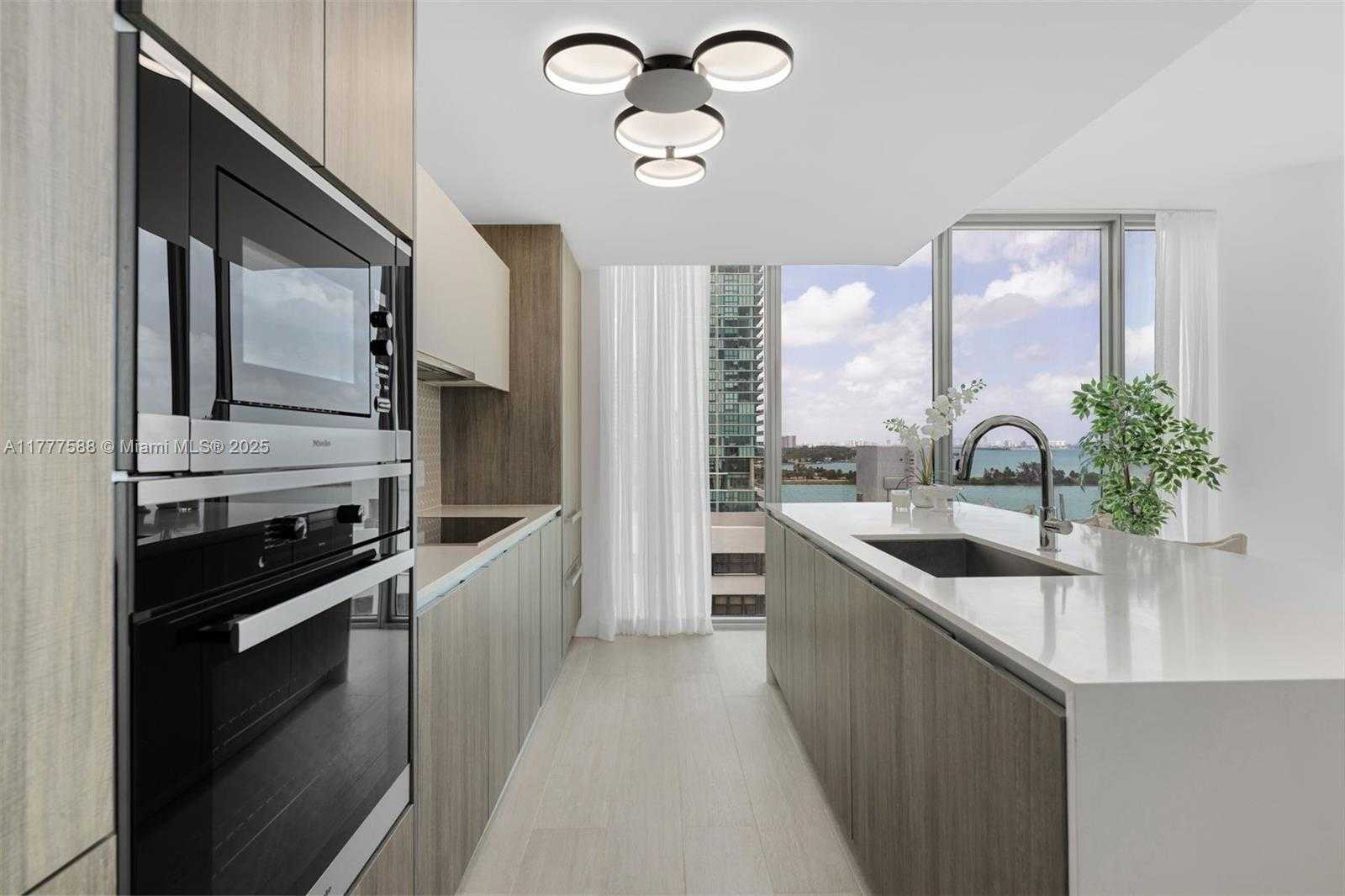 Small Image of 2900 NORTH EAST 7TH AVE #1002, Miami Number 13