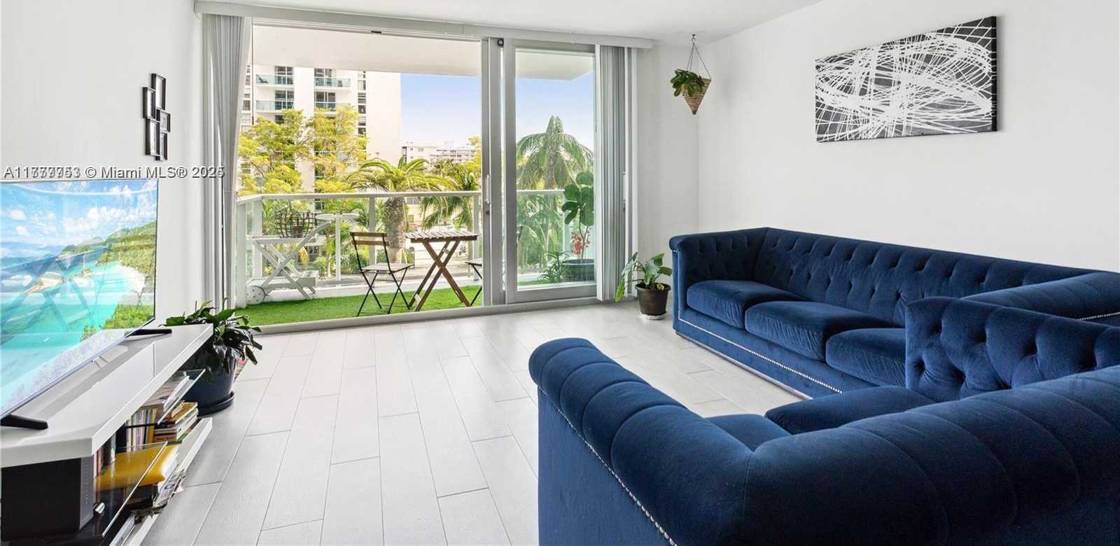 Small Image of 1000 WEST AVE #307, Miami Beach Number 3