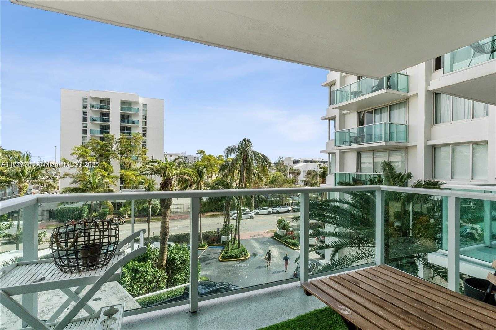 Small Image of 1000 WEST AVE #307, Miami Beach Number 4