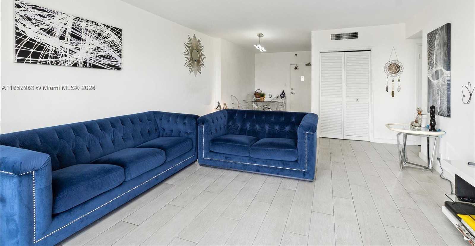 Small Image of 1000 WEST AVE #307, Miami Beach Number 5