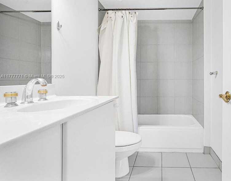 Small Image of 8925 COLLINS AVE #2E, Surfside Number 16