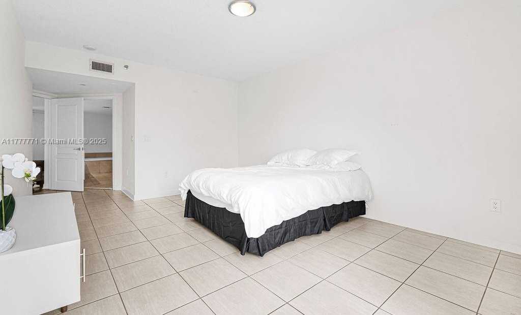 Small Image of 8925 COLLINS AVE #2E, Surfside Number 20