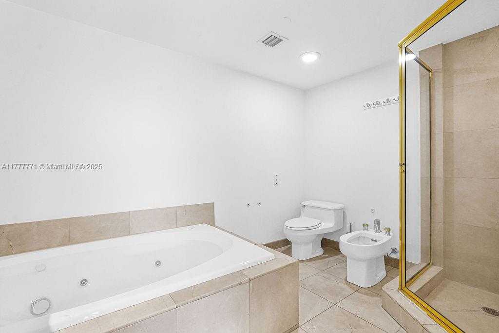 Small Image of 8925 COLLINS AVE #2E, Surfside Number 23