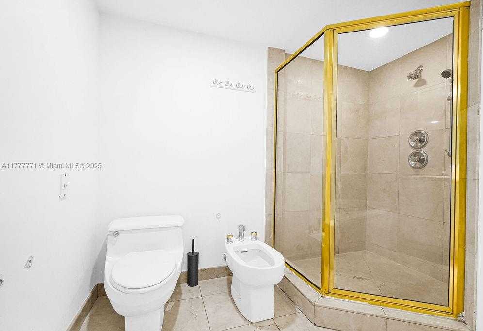 Small Image of 8925 COLLINS AVE #2E, Surfside Number 26