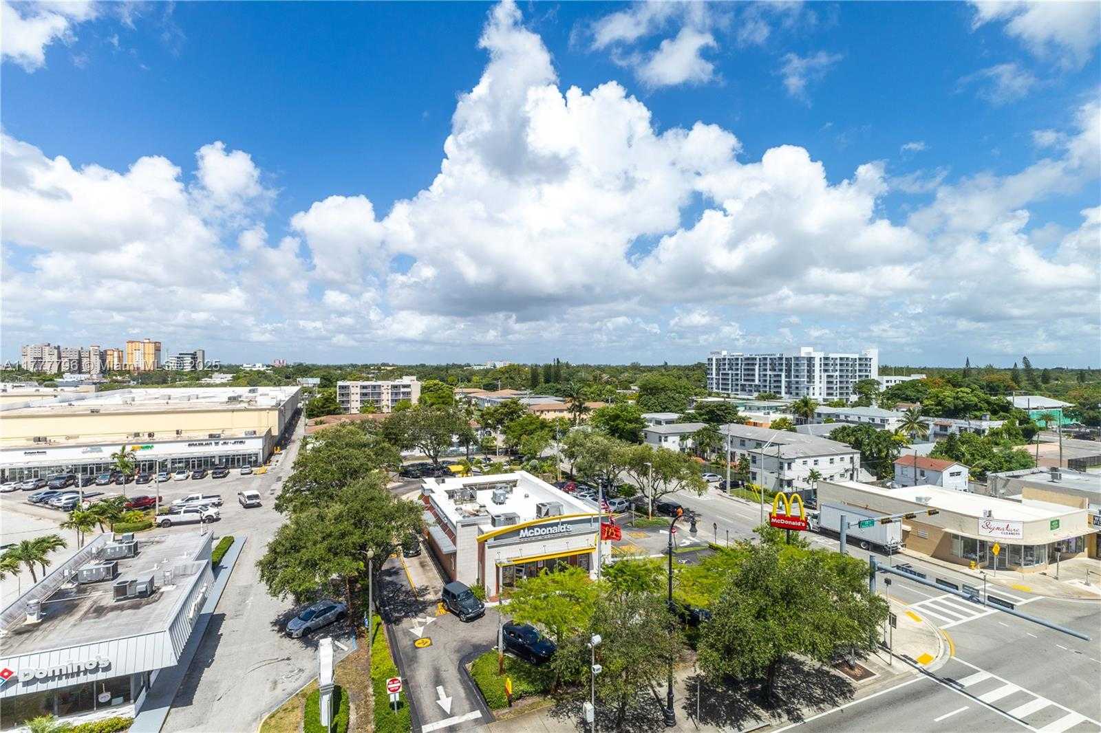 Small Image of 8101 BISCAYNE BLVD #R-613, Miami Number 12