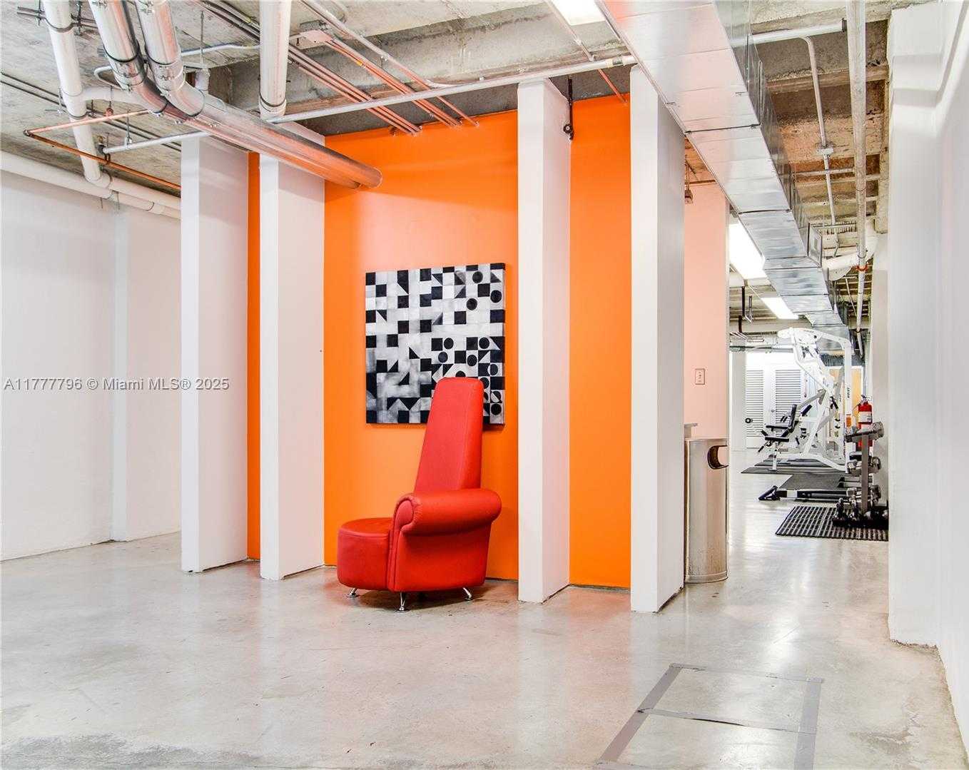 Small Image of 8101 BISCAYNE BLVD #R-613, Miami Number 17