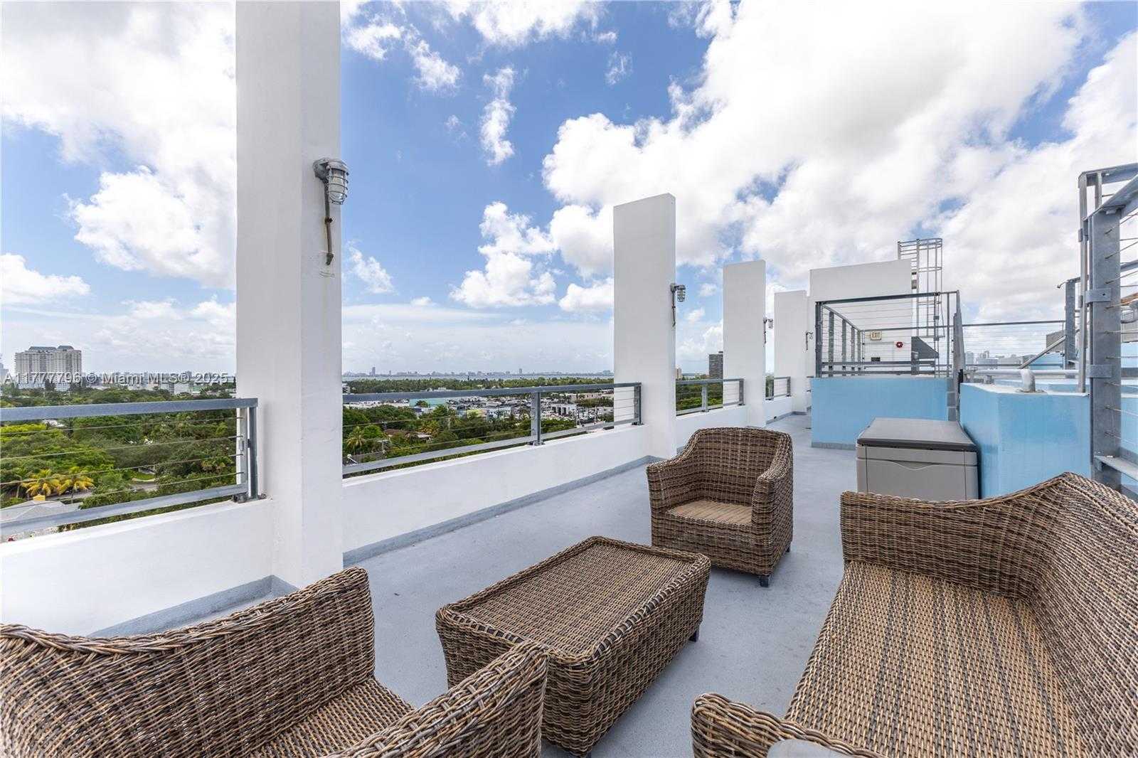 Small Image of 8101 BISCAYNE BLVD #R-613, Miami Number 21
