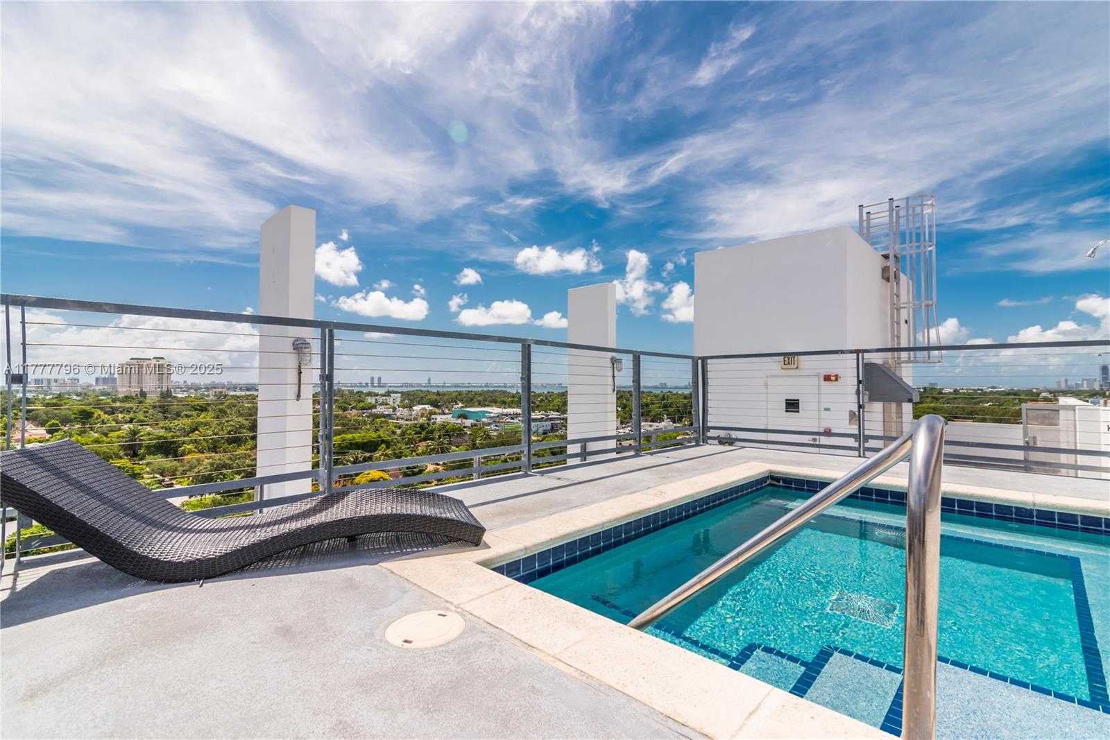 Small Image of 8101 BISCAYNE BLVD #R-613, Miami Number 26