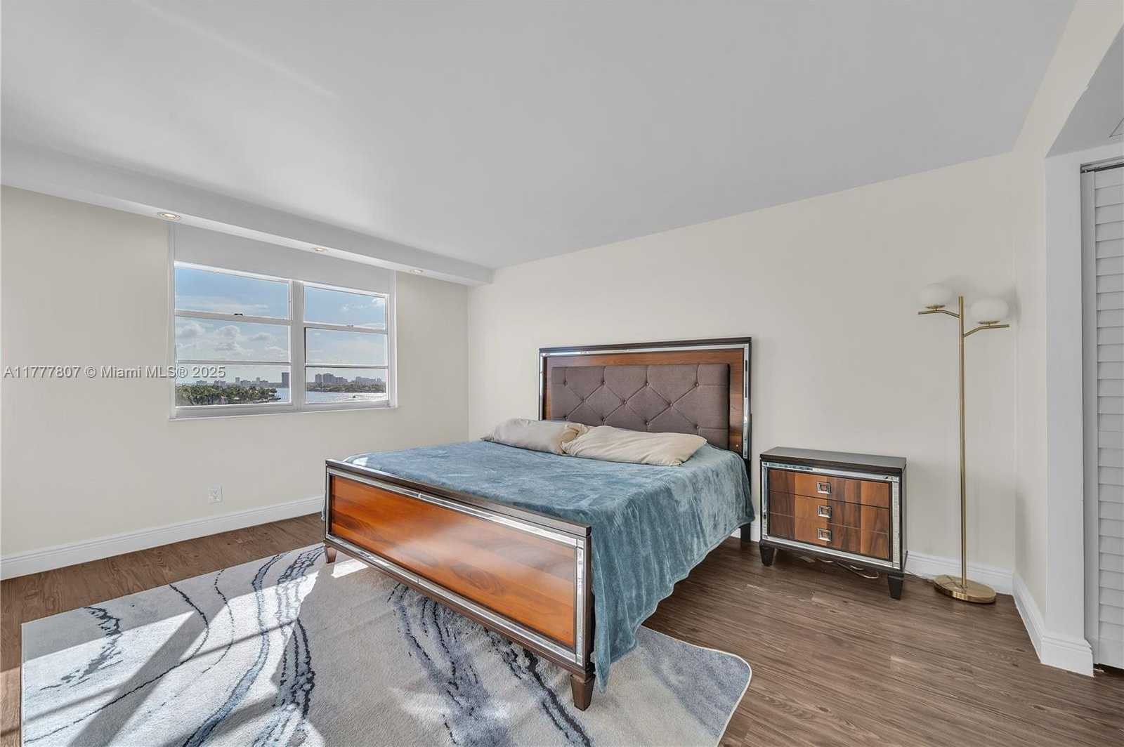 Small Image of 6770 INDIAN CREEK DR #9G, Miami Beach Number 14