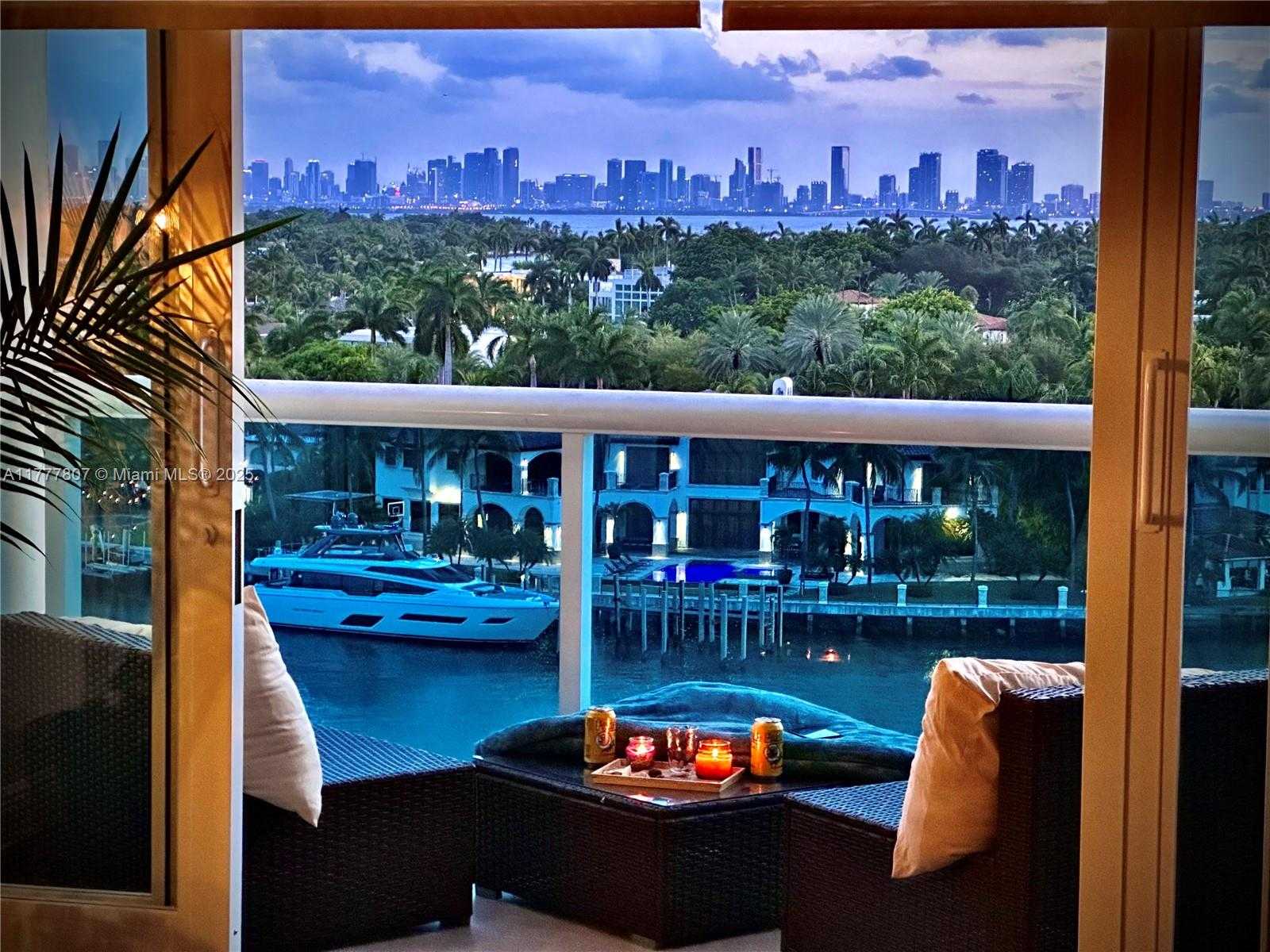 Small Image of 6770 INDIAN CREEK DR #9G, Miami Beach Number 19