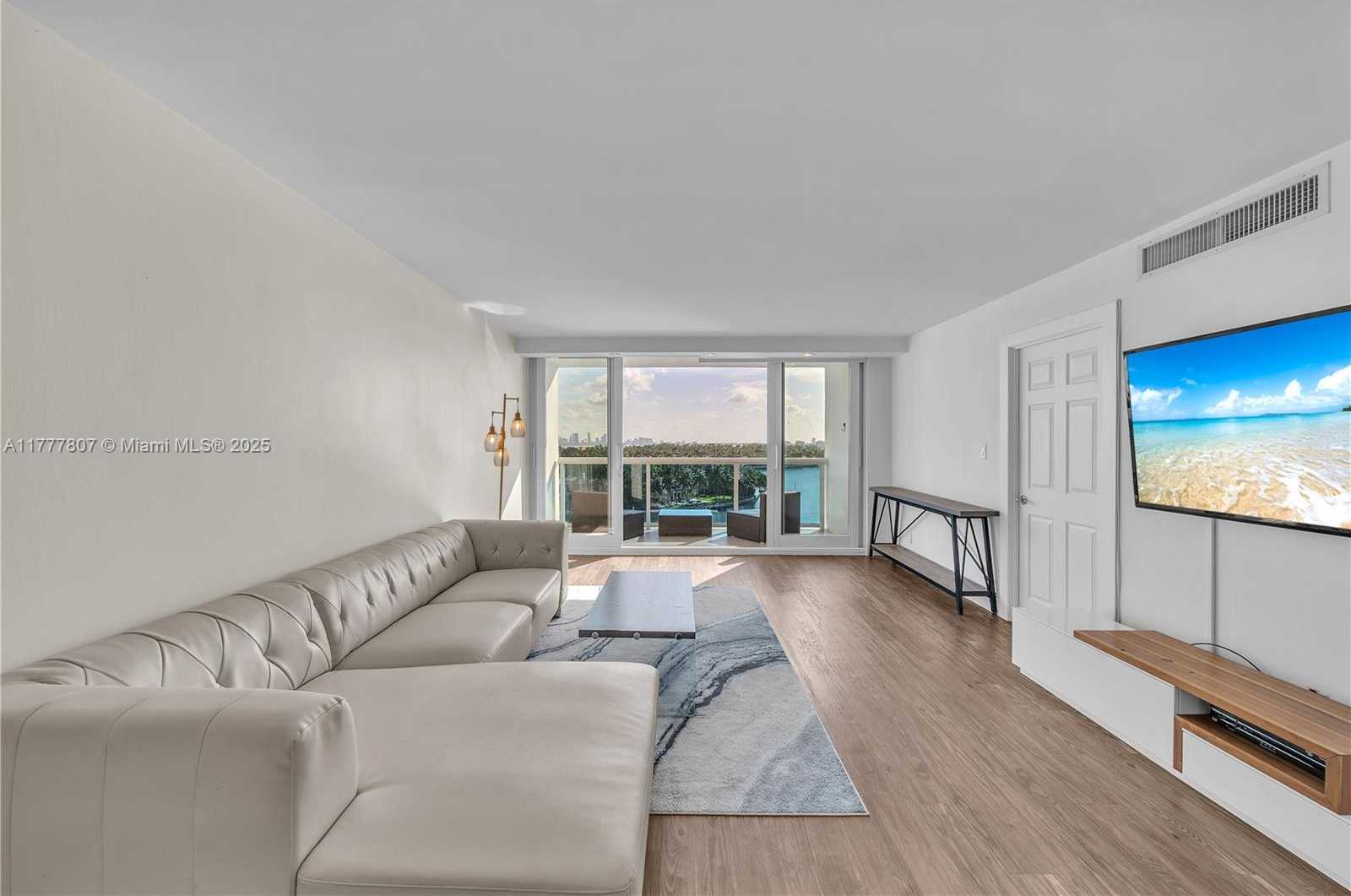 Small Image of 6770 INDIAN CREEK DR #9G, Miami Beach Number 7