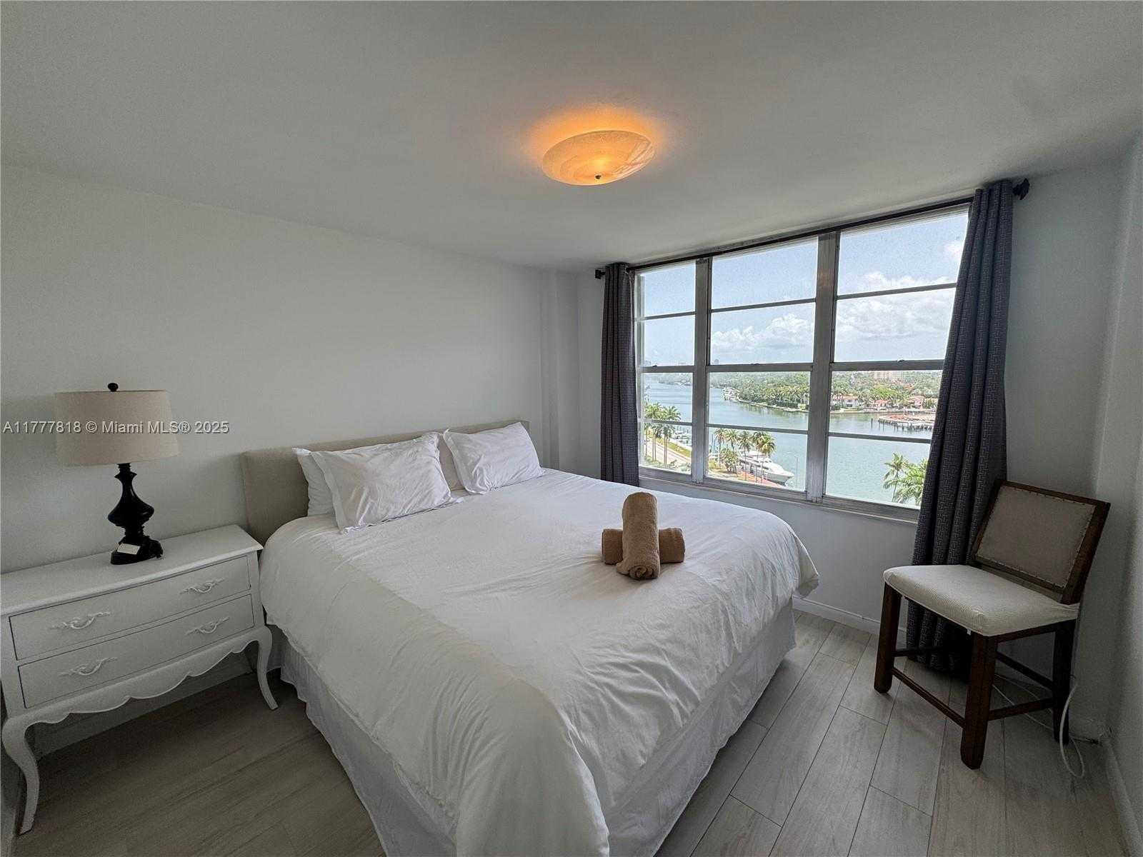 Small Image of 5161 COLLINS AVE #1206, Miami Beach Number 17