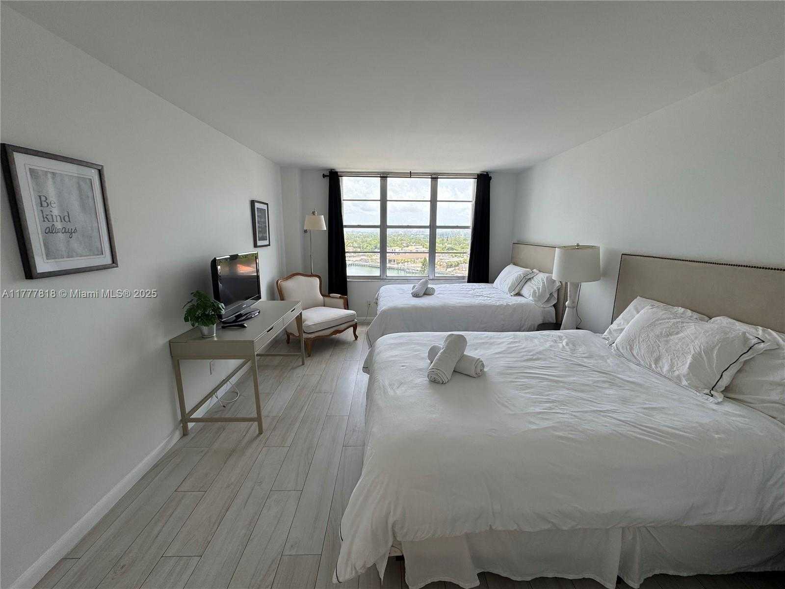 Small Image of 5161 COLLINS AVE #1206, Miami Beach Number 18