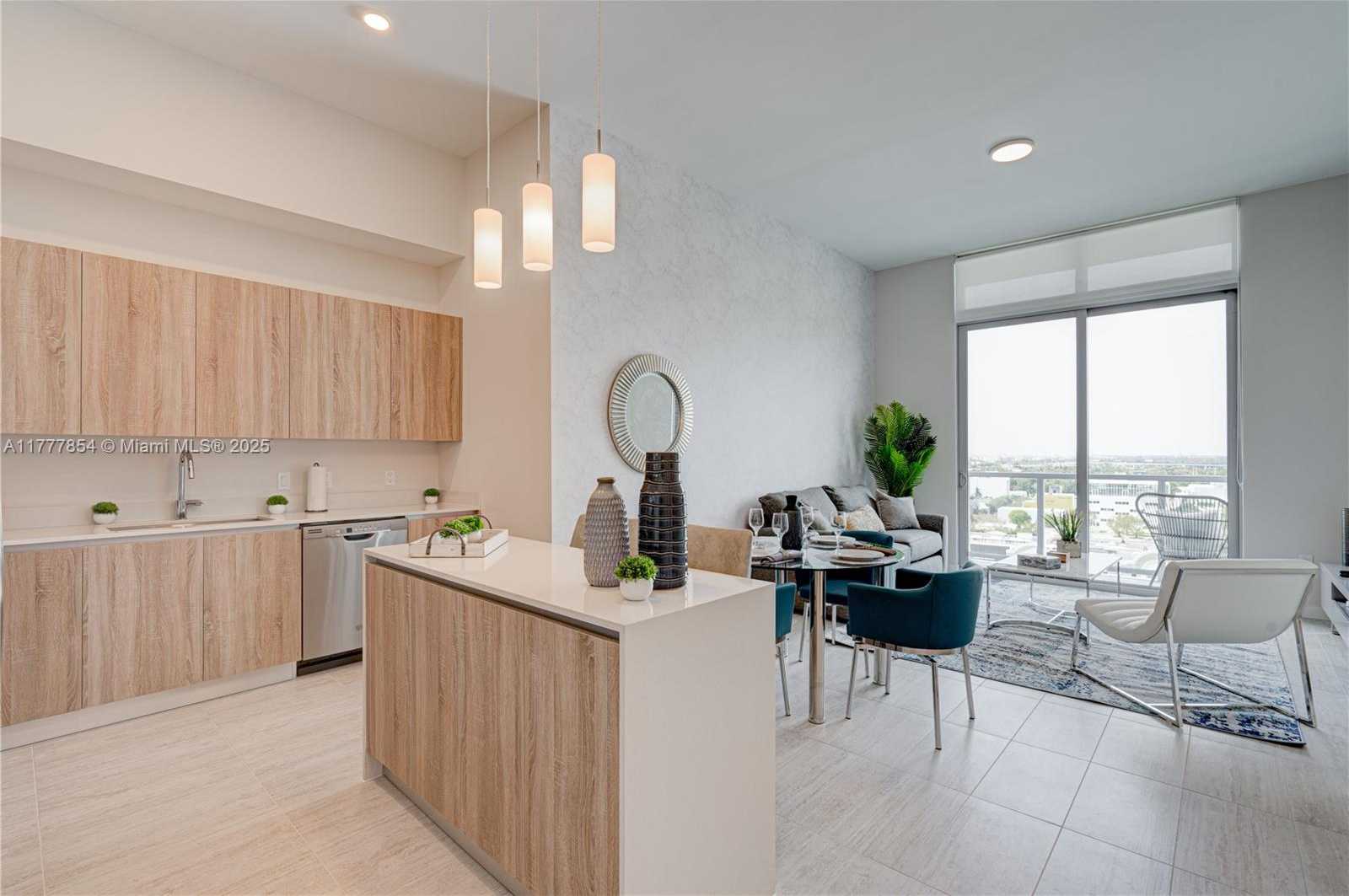 Small Image of 3900 BISCAYNE BLVD #N-1205, Miami Number 11