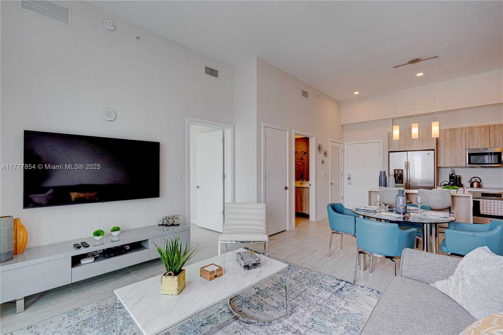 Small Image of 3900 BISCAYNE BLVD #N-1205, Miami Number 2