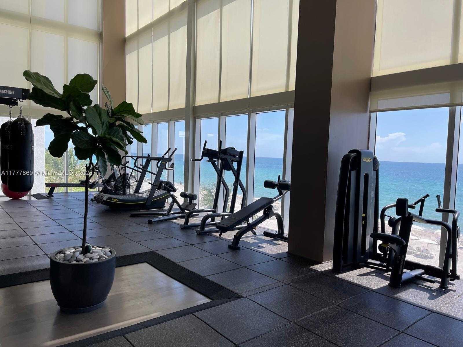 Small Image of 1800 SOUTH OCEAN DR #903, Hallandale Beach Number 22
