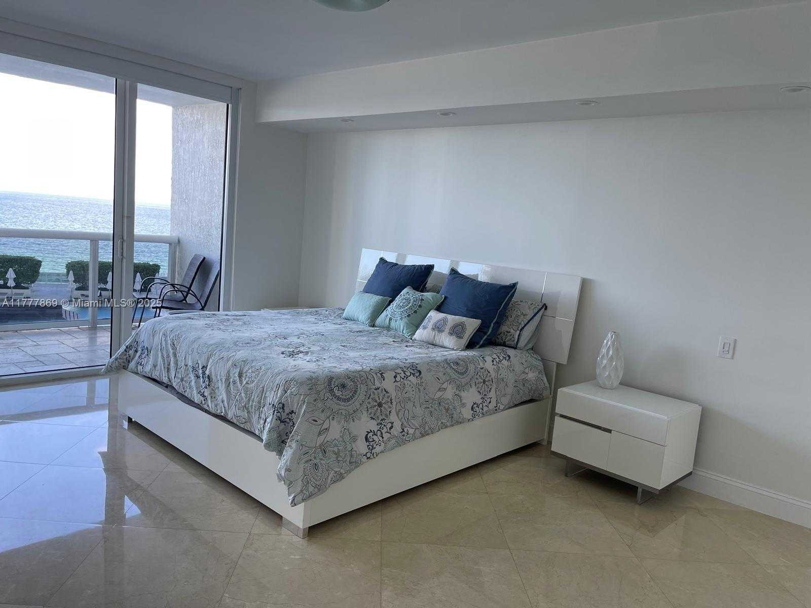 Small Image of 1800 SOUTH OCEAN DR #903, Hallandale Beach Number 7