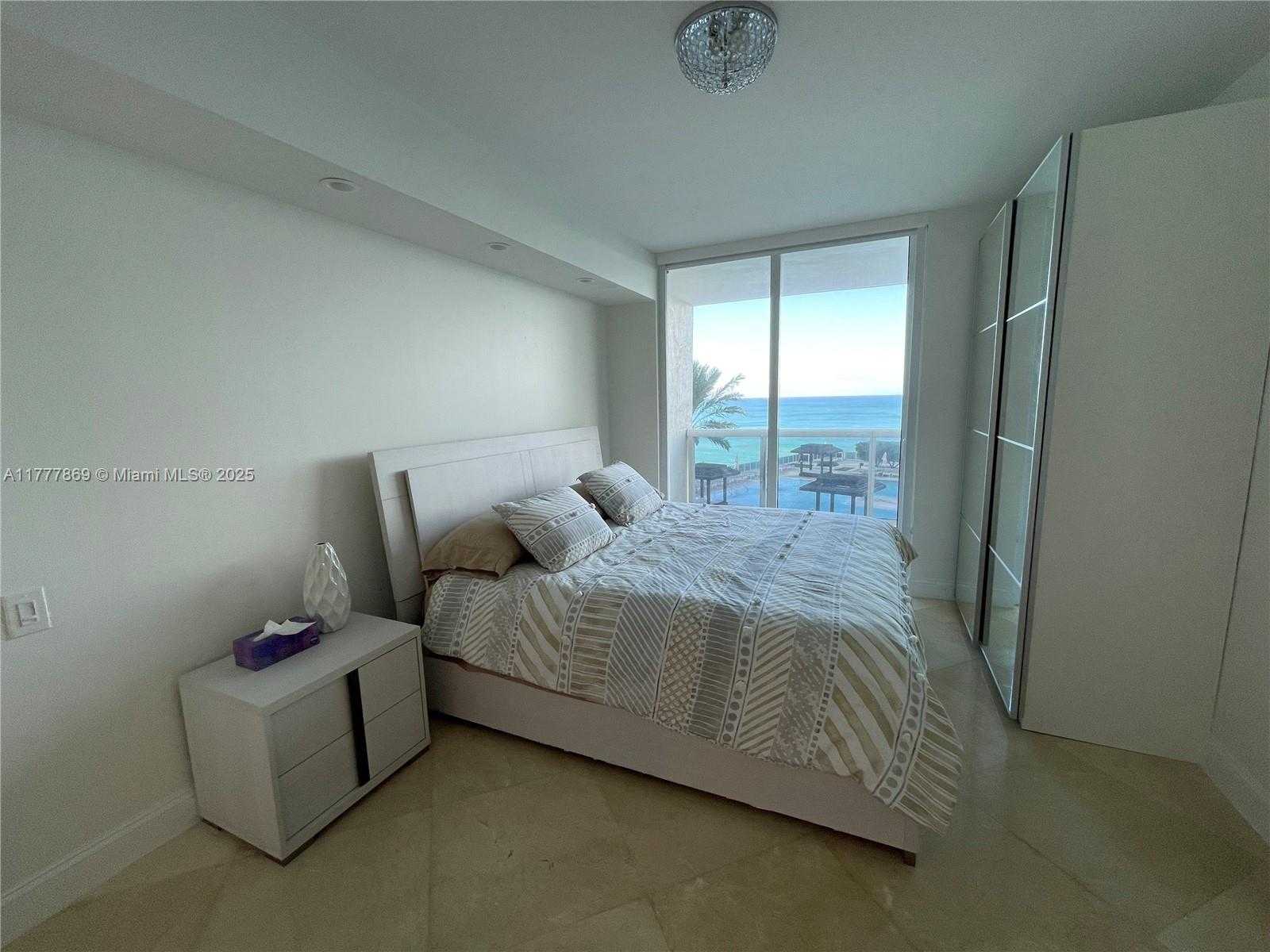 Small Image of 1800 SOUTH OCEAN DR #903, Hallandale Beach Number 9