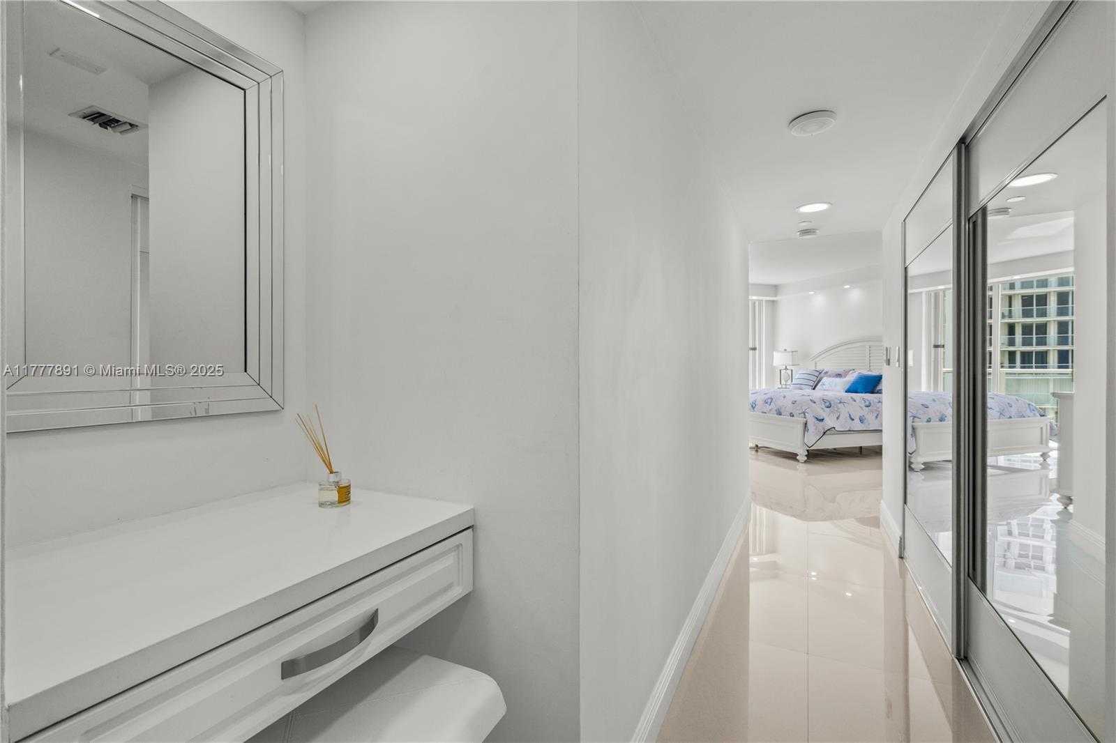 Small Image of 16485 COLLINS AVE #1432, Sunny Isles Beach Number 14