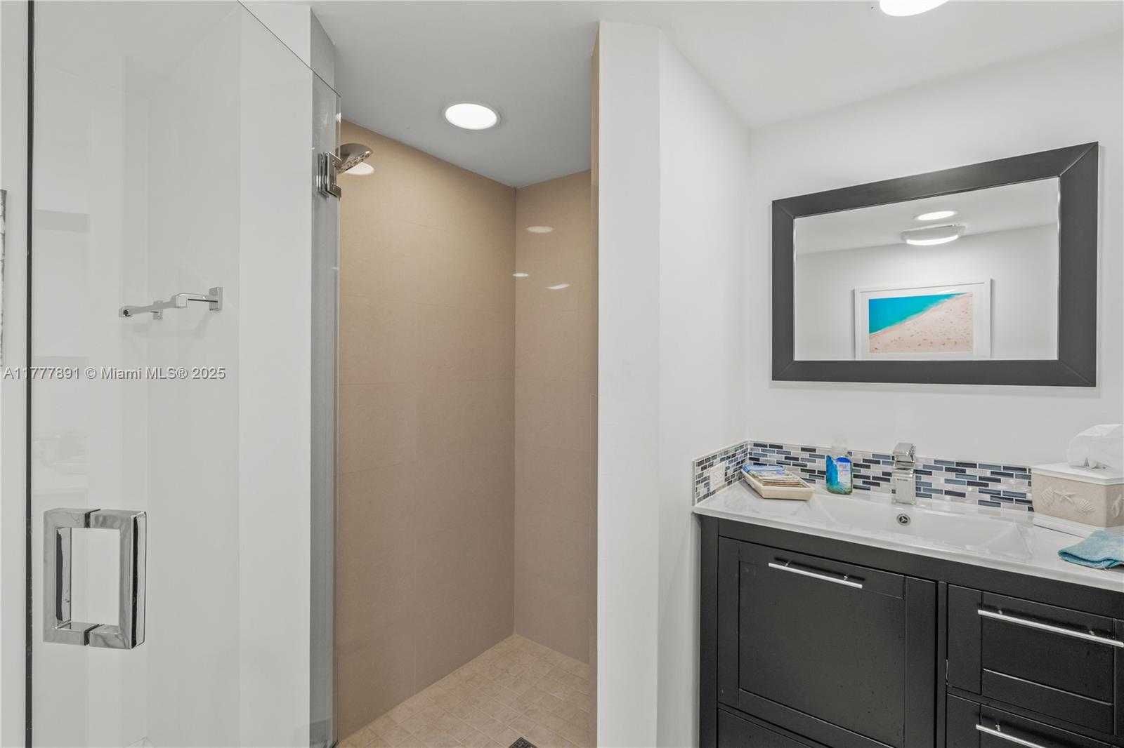 Small Image of 16485 COLLINS AVE #1432, Sunny Isles Beach Number 20