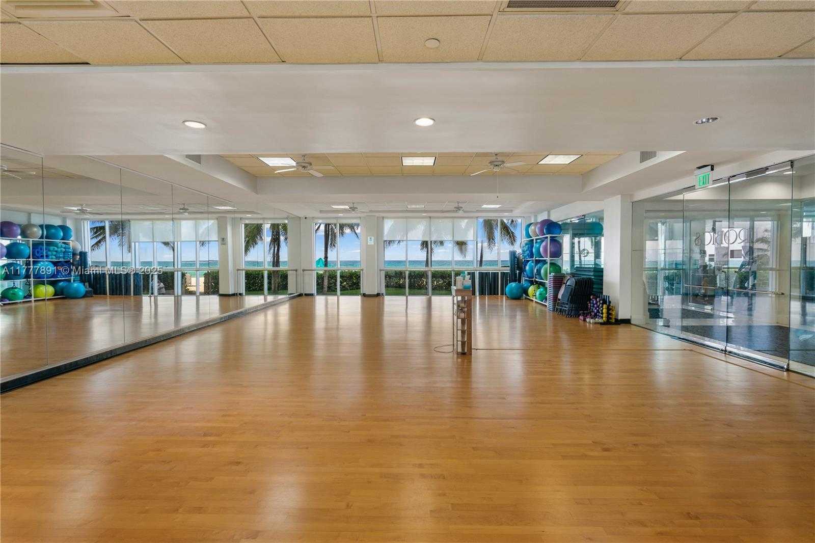 Small Image of 16485 COLLINS AVE #1432, Sunny Isles Beach Number 32