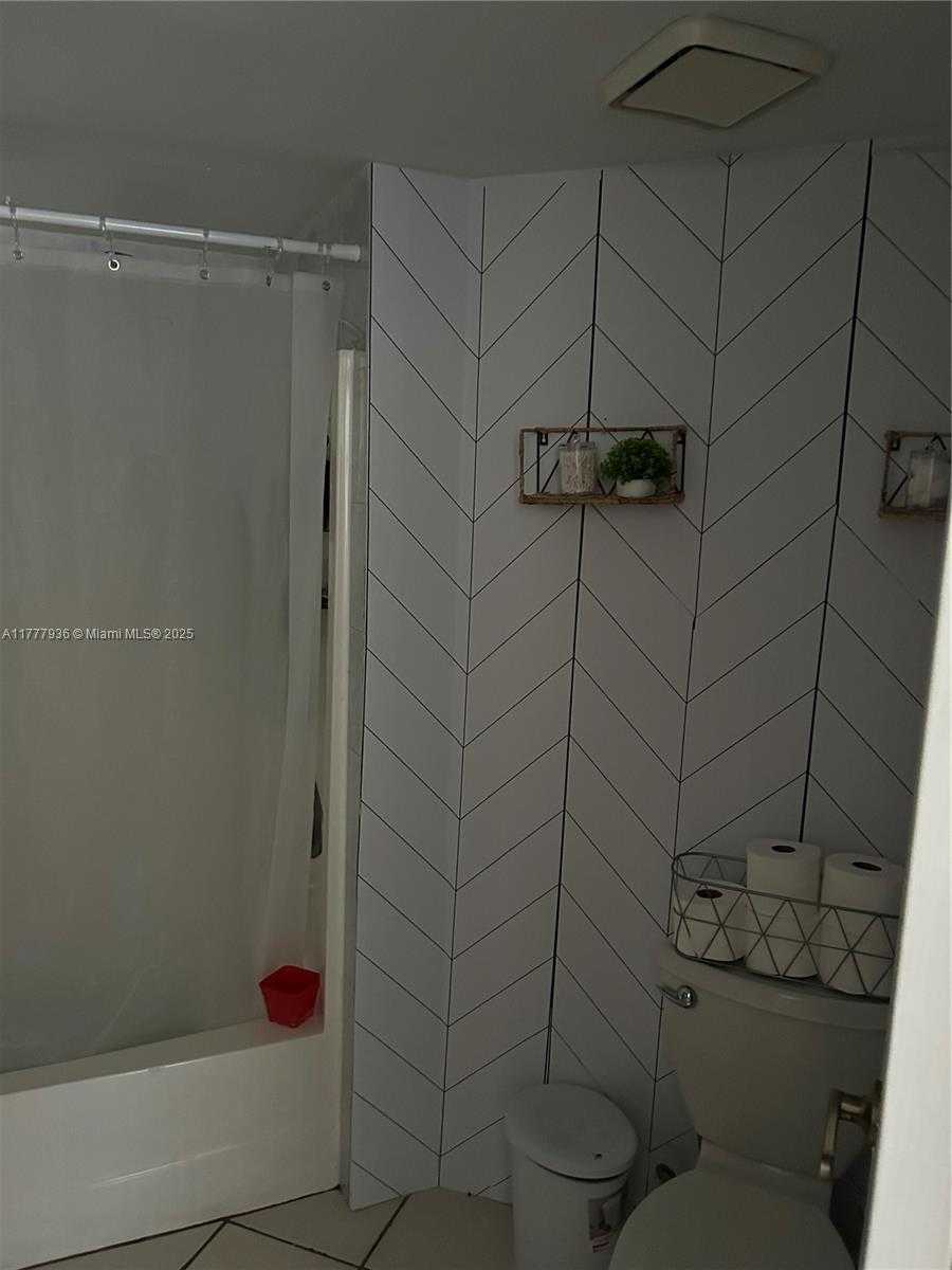 Small Image of 9445 FONTAINEBLEAU BLVD #104, Miami Number 9