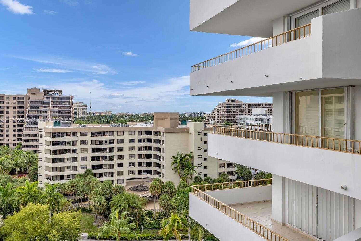 Small Image of 155 OCEAN LANE DR #1111, Key Biscayne Number 17