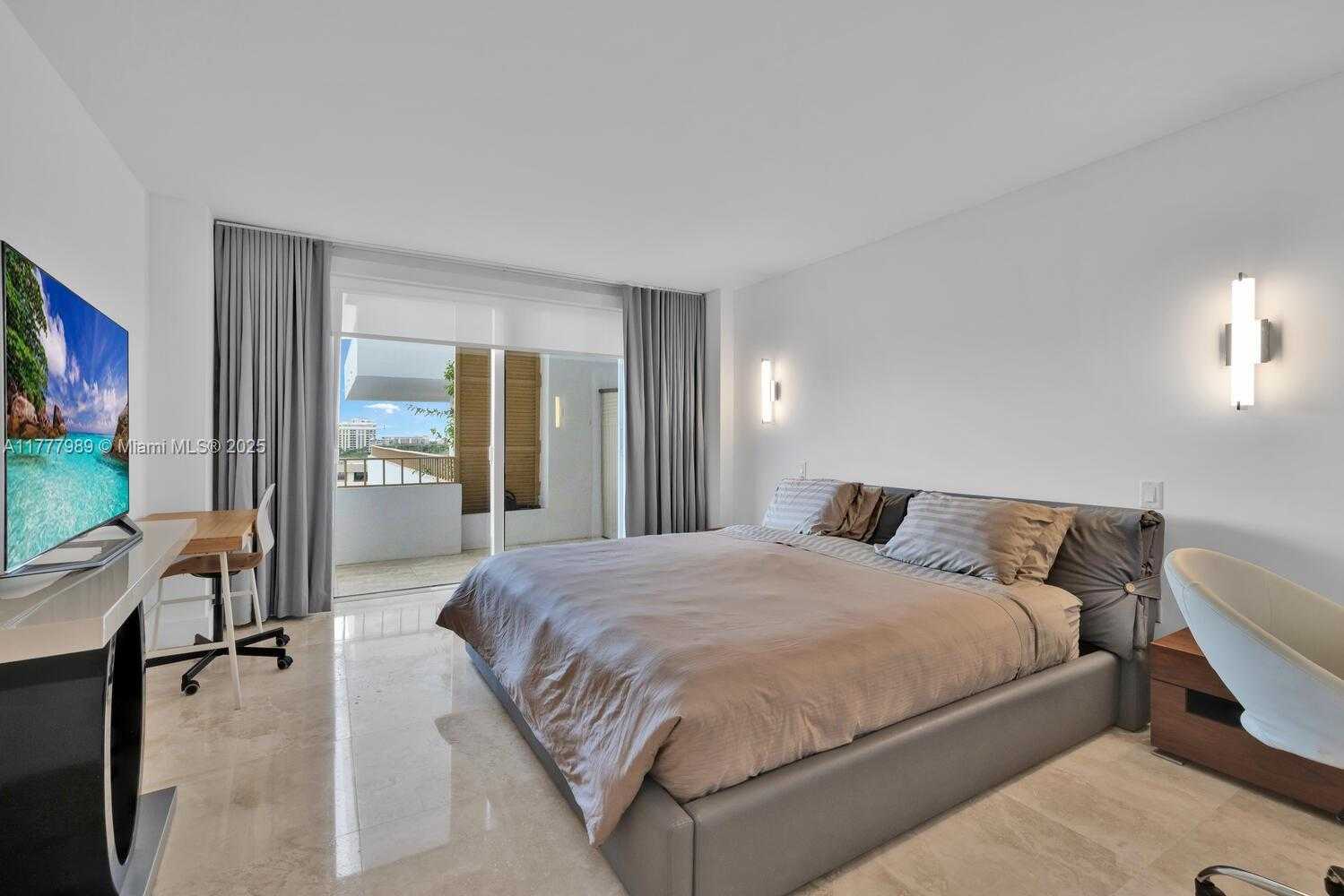 Small Image of 155 OCEAN LANE DR #1111, Key Biscayne Number 22