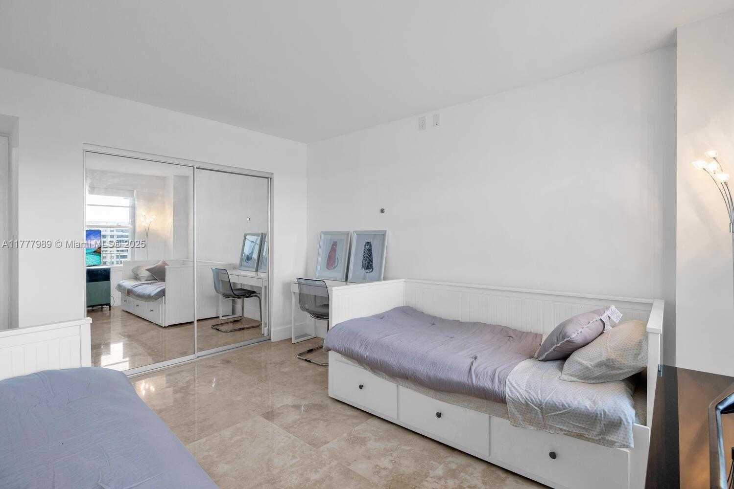 Small Image of 155 OCEAN LANE DR #1111, Key Biscayne Number 23