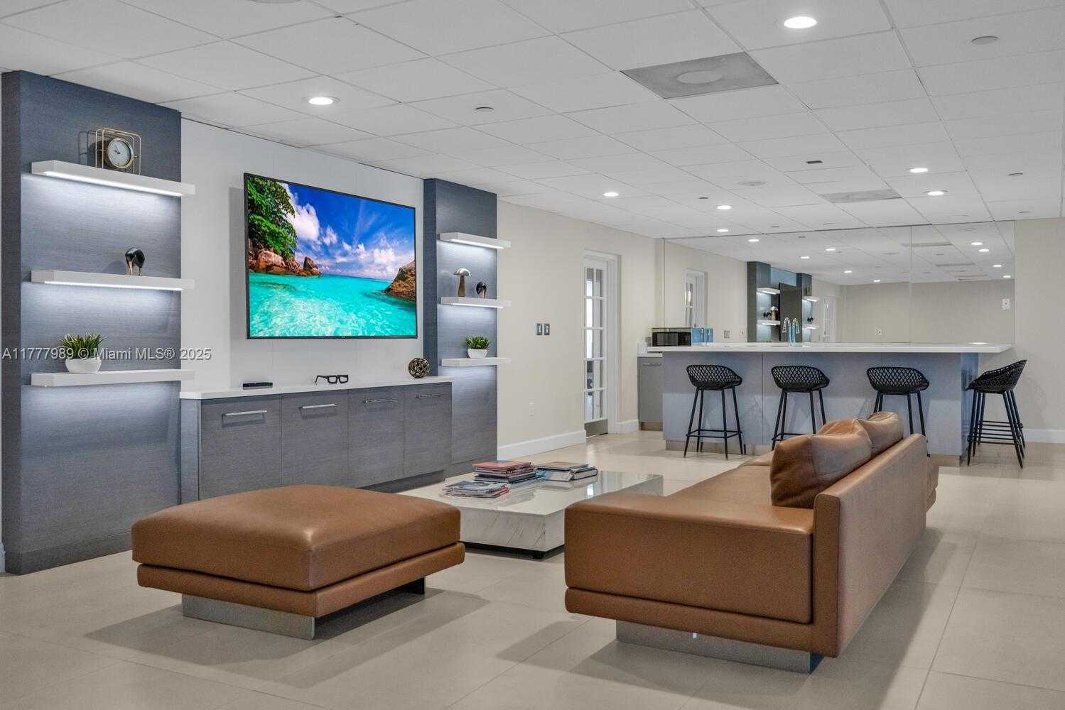 Small Image of 155 OCEAN LANE DR #1111, Key Biscayne Number 25