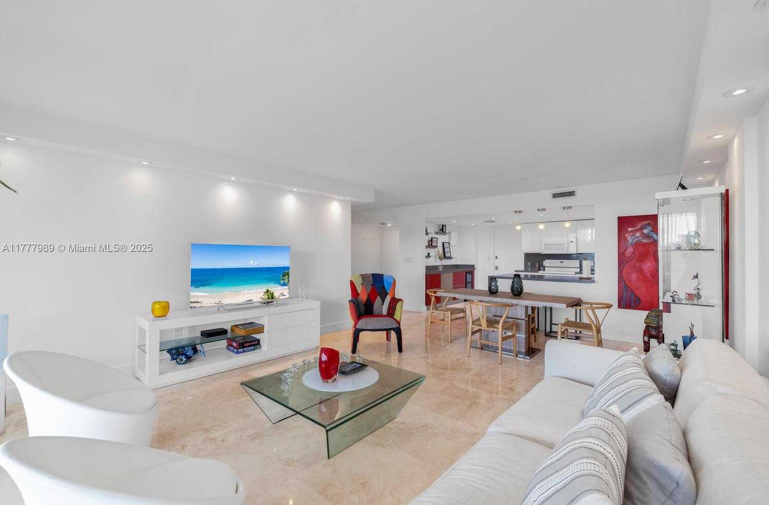 Small Image of 155 OCEAN LANE DR #1111, Key Biscayne Number 6