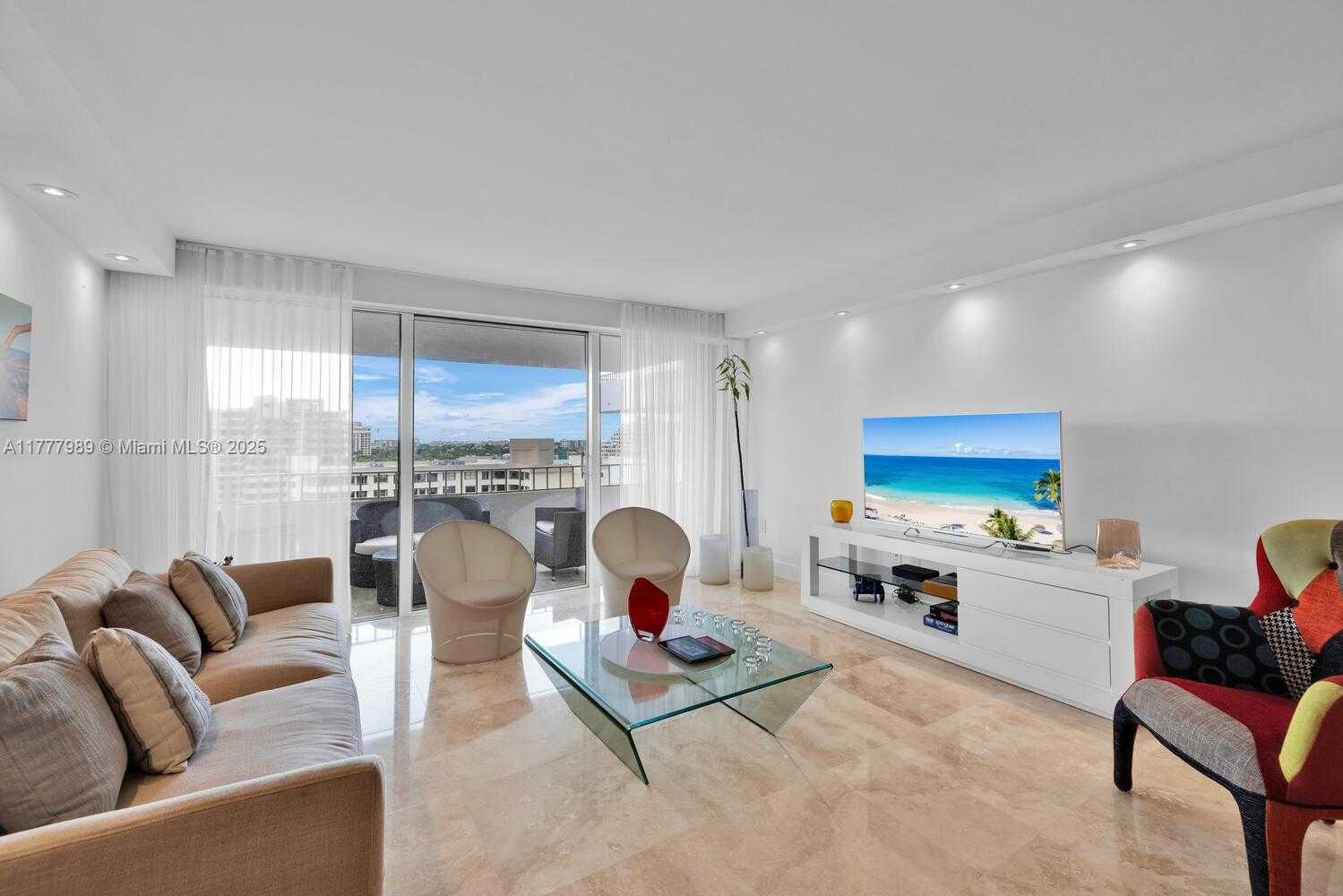 Small Image of 155 OCEAN LANE DR #1111, Key Biscayne Number 8