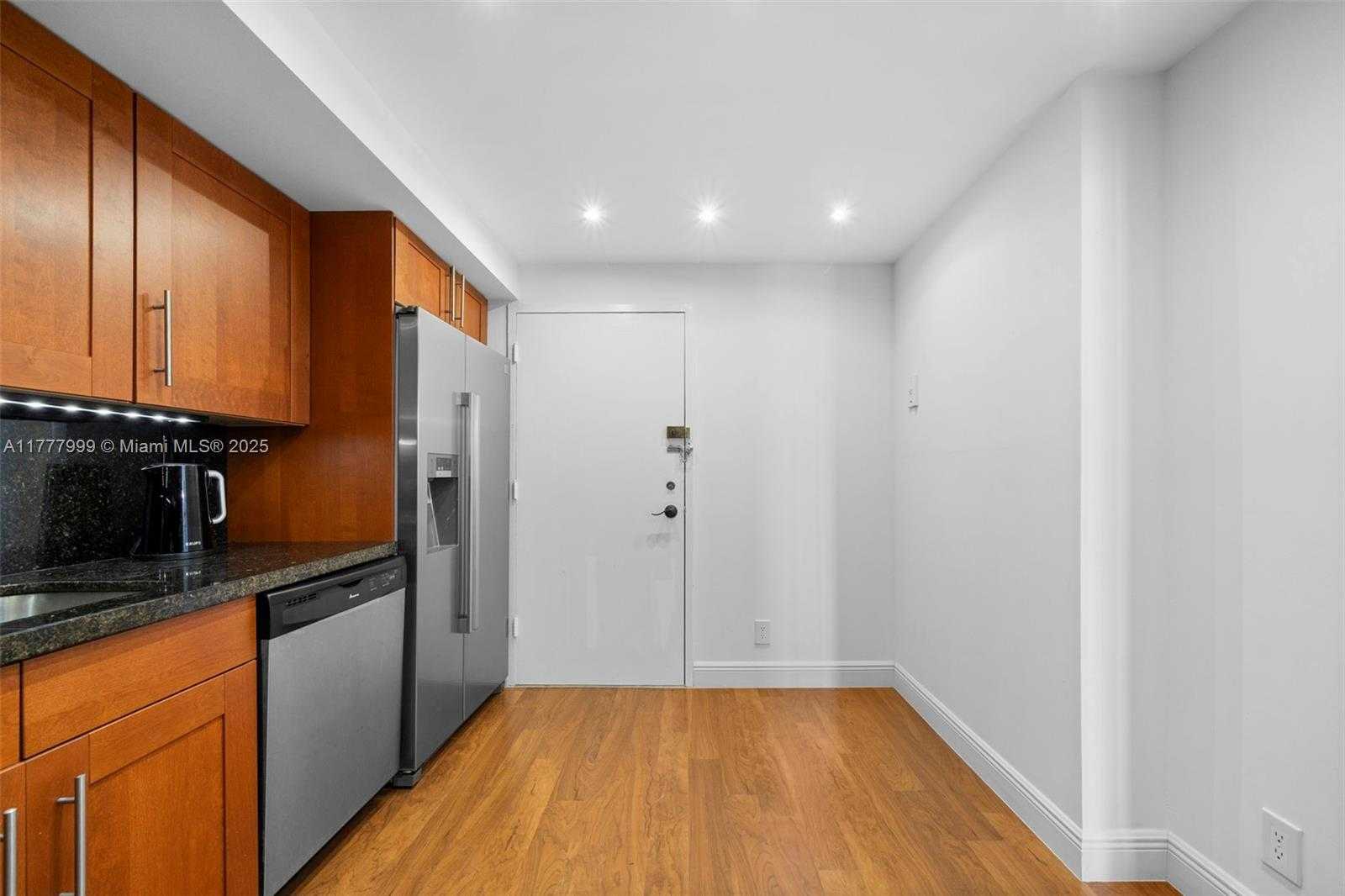 Small Image of 1600 SOUTH OCEAN DR #18J, Hollywood Number 10
