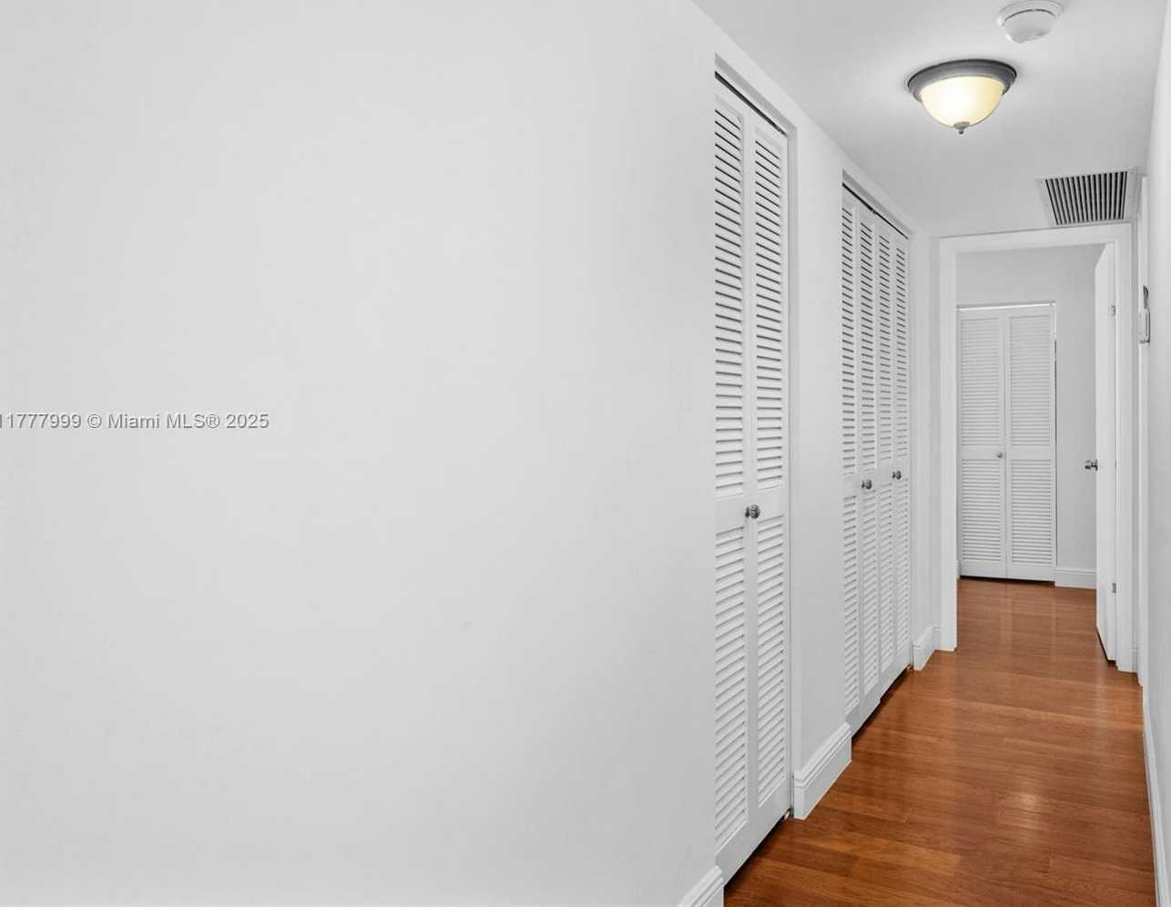 Small Image of 1600 SOUTH OCEAN DR #18J, Hollywood Number 19
