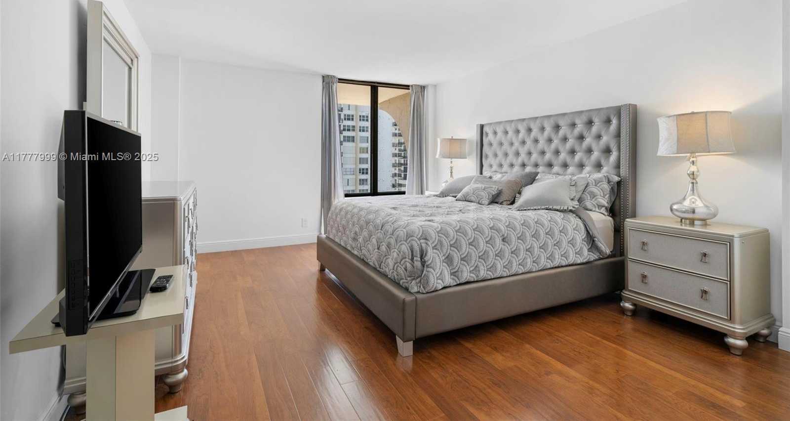 Small Image of 1600 SOUTH OCEAN DR #18J, Hollywood Number 23