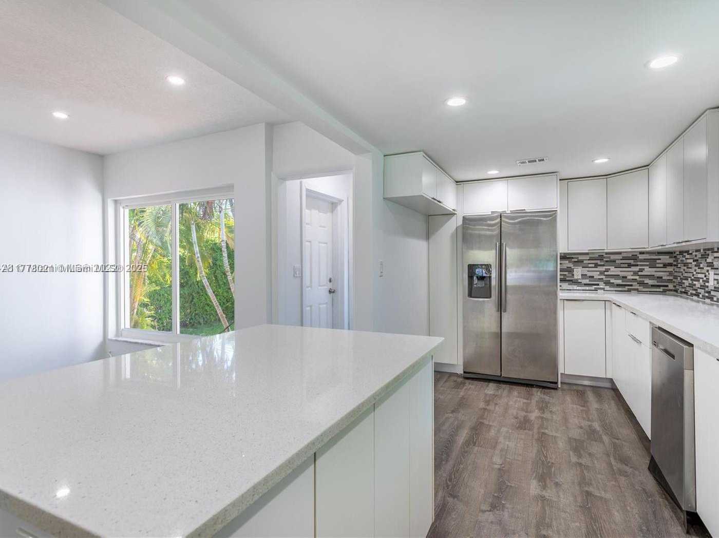 Small Image of 2520 SOUTH WEST 22ND TER #na, Miami Number 13