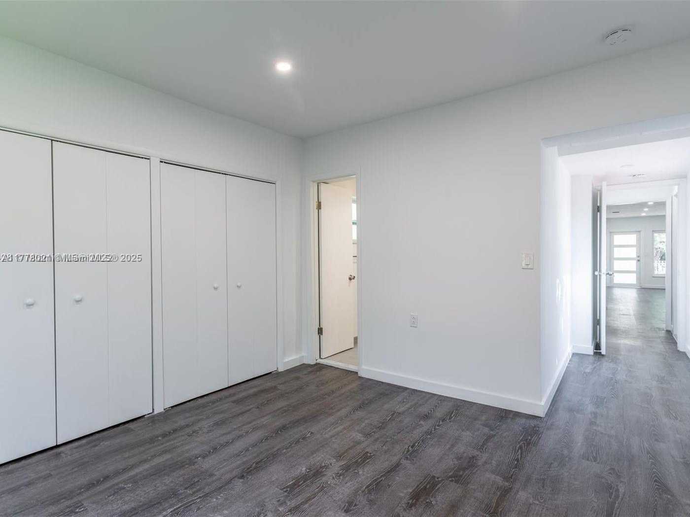 Small Image of 2520 SOUTH WEST 22ND TER #na, Miami Number 15