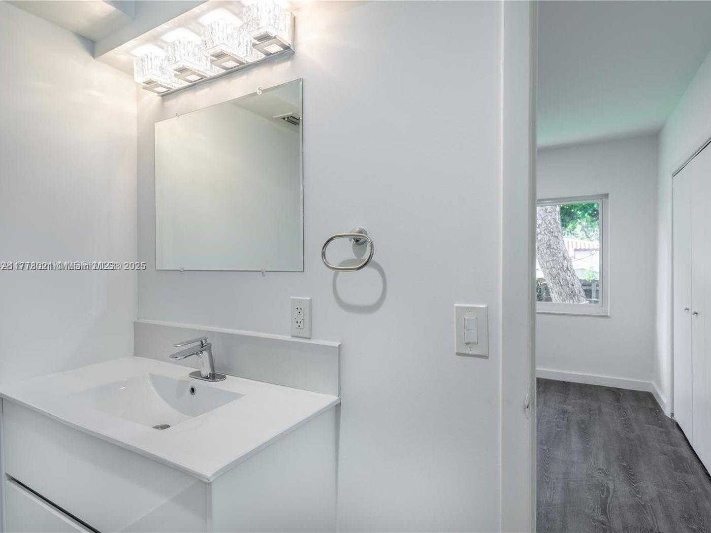 Small Image of 2520 SOUTH WEST 22ND TER #na, Miami Number 17