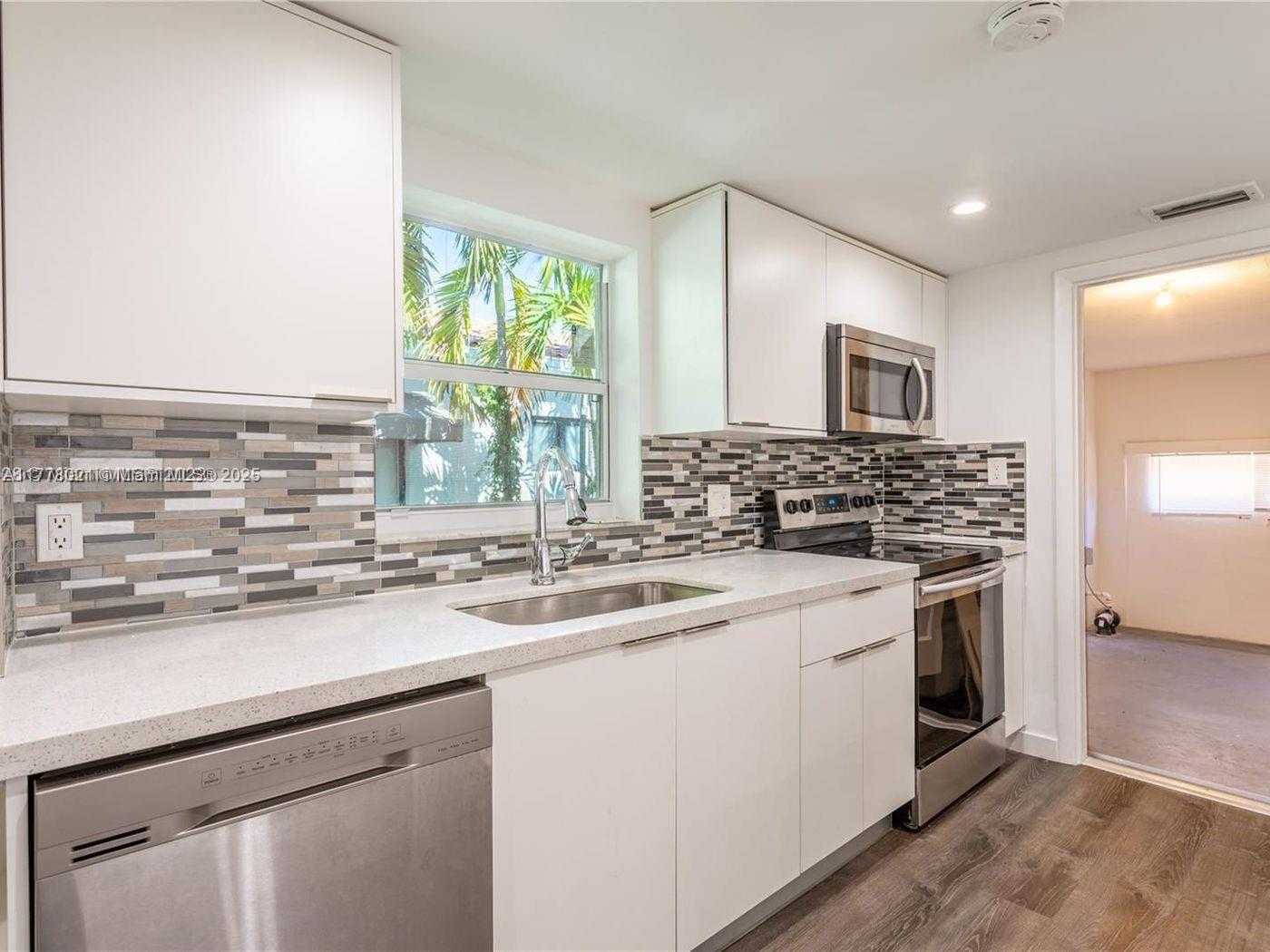 Small Image of 2520 SOUTH WEST 22ND TER #na, Miami Number 2