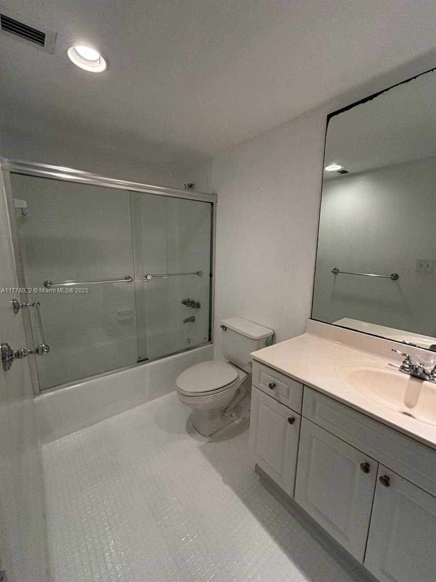 Small Image of 19390 COLLINS AVE #818, Sunny Isles Beach Number 16
