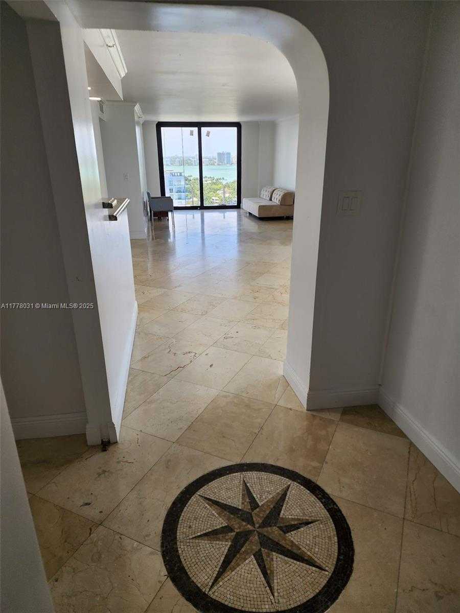 Small Image of 6061 COLLINS AVE #22A, Miami Beach Number 3