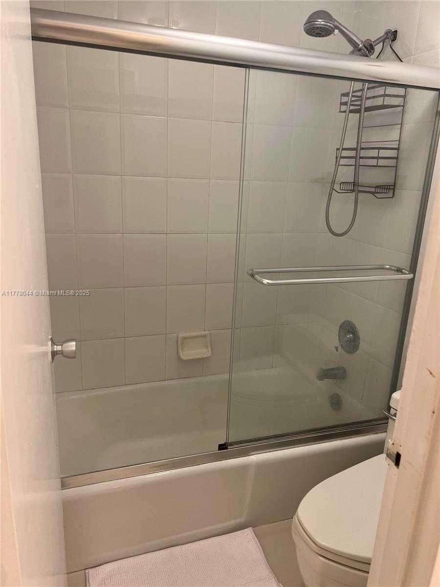 Small Image of 100 LINCOLN RD #635, Miami Beach Number 10