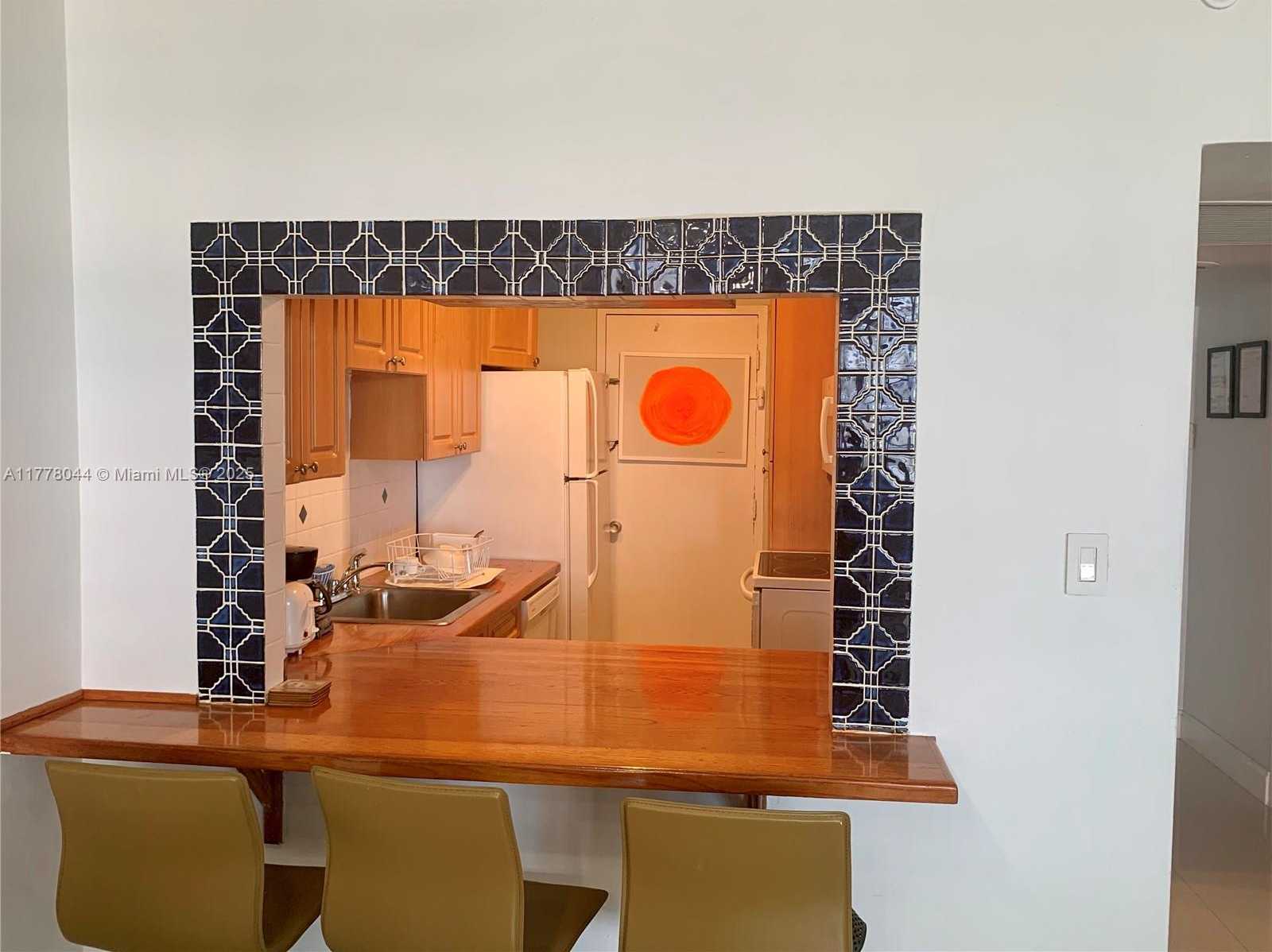 Small Image of 100 LINCOLN RD #635, Miami Beach Number 6