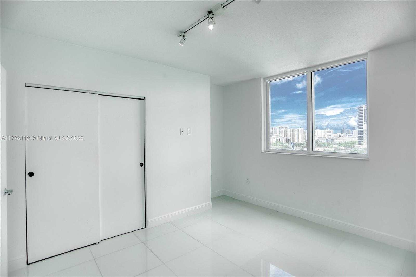 Small Image of 1861 NORTH WEST S RIVER DR #1209, Miami Number 10