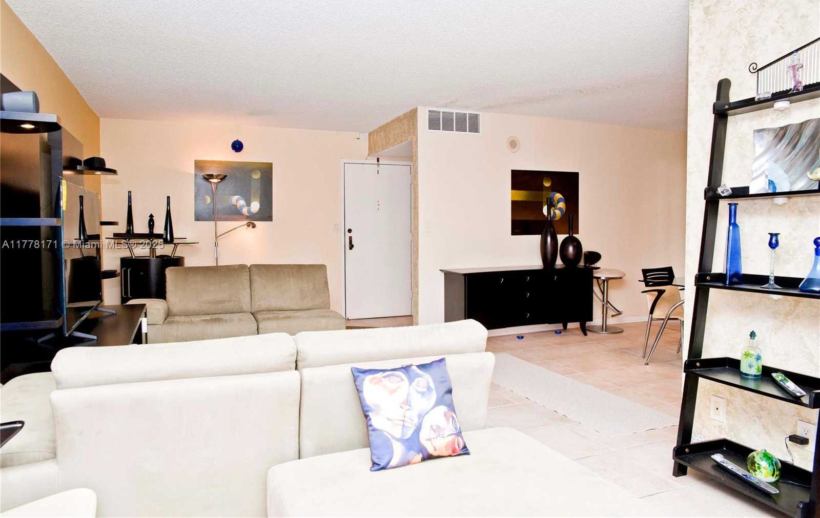 Small Image of 17011 NORTH BAY RD #603, Sunny Isles Beach Number 11