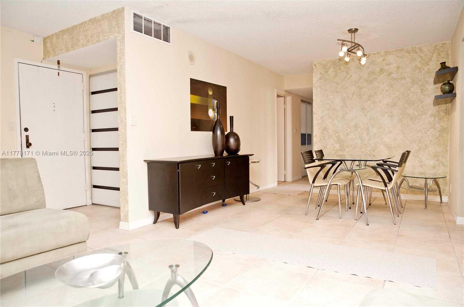 Small Image of 17011 NORTH BAY RD #603, Sunny Isles Beach Number 15